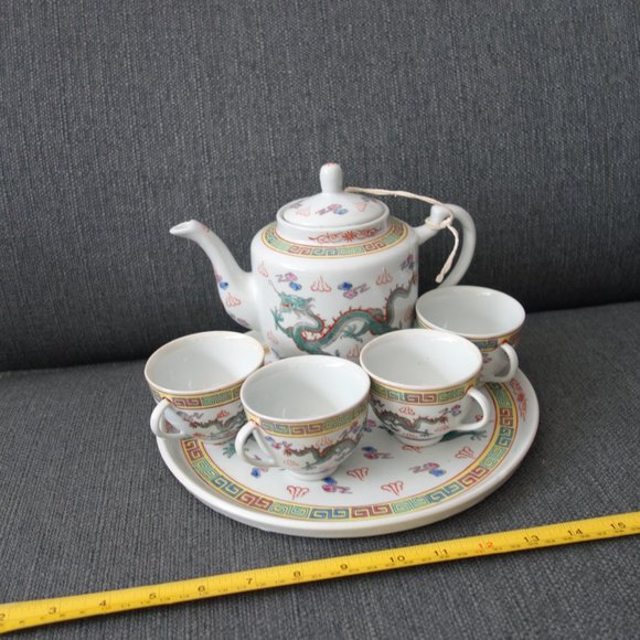 Ceramic Dragon Design Tea Pot (1),  Tea Cups (4) and Tray/Plate (1) - Picture 11 of 16